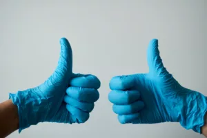 surgeon thumbs up gloves
